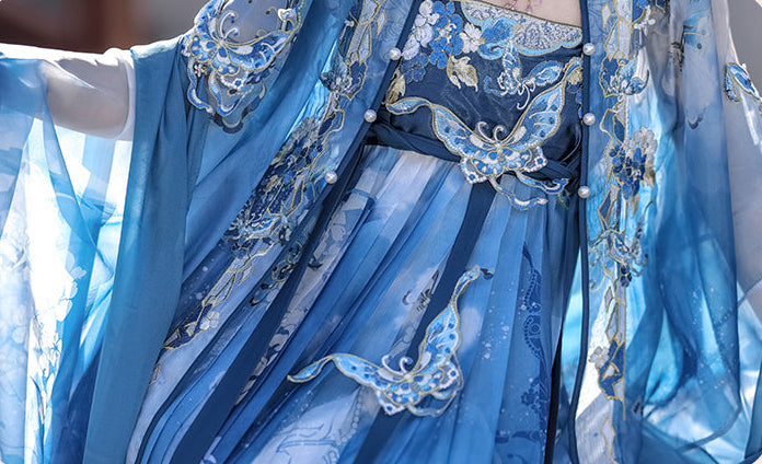 Blue Butterfly | 4-Piece Embroidered Hanfu (瓷碟美人)