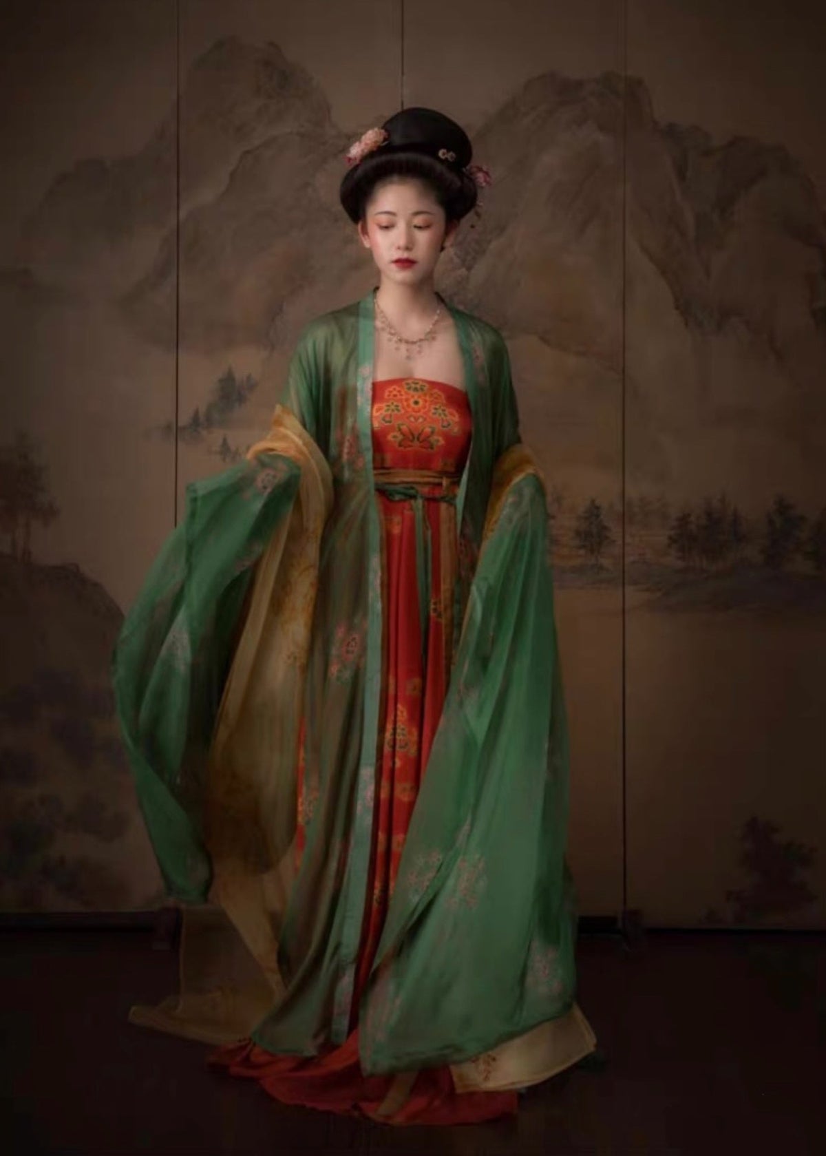 Night Banquet | 3-Piece Plus Hanfu (唐宫夜宴)