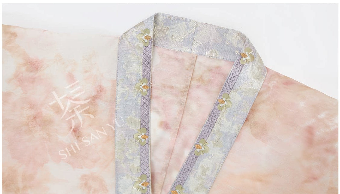 Orioles & Flowers | 3-Piece Embroidered Hanfu (莺花里)