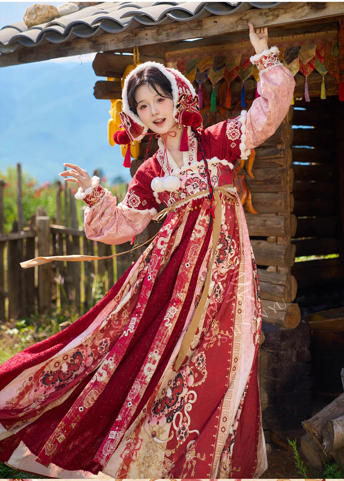 Fortune Snake | 4-Pieces 2025 New Year Hanfu (灵蛇小财神)