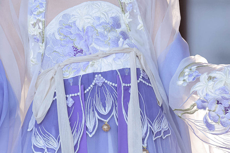 Wisteria Dream | 4-Piece Embroidered  Hanfu (芳华)