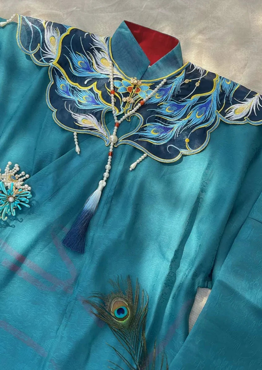 Peacock | Embroidered Cloud Collar