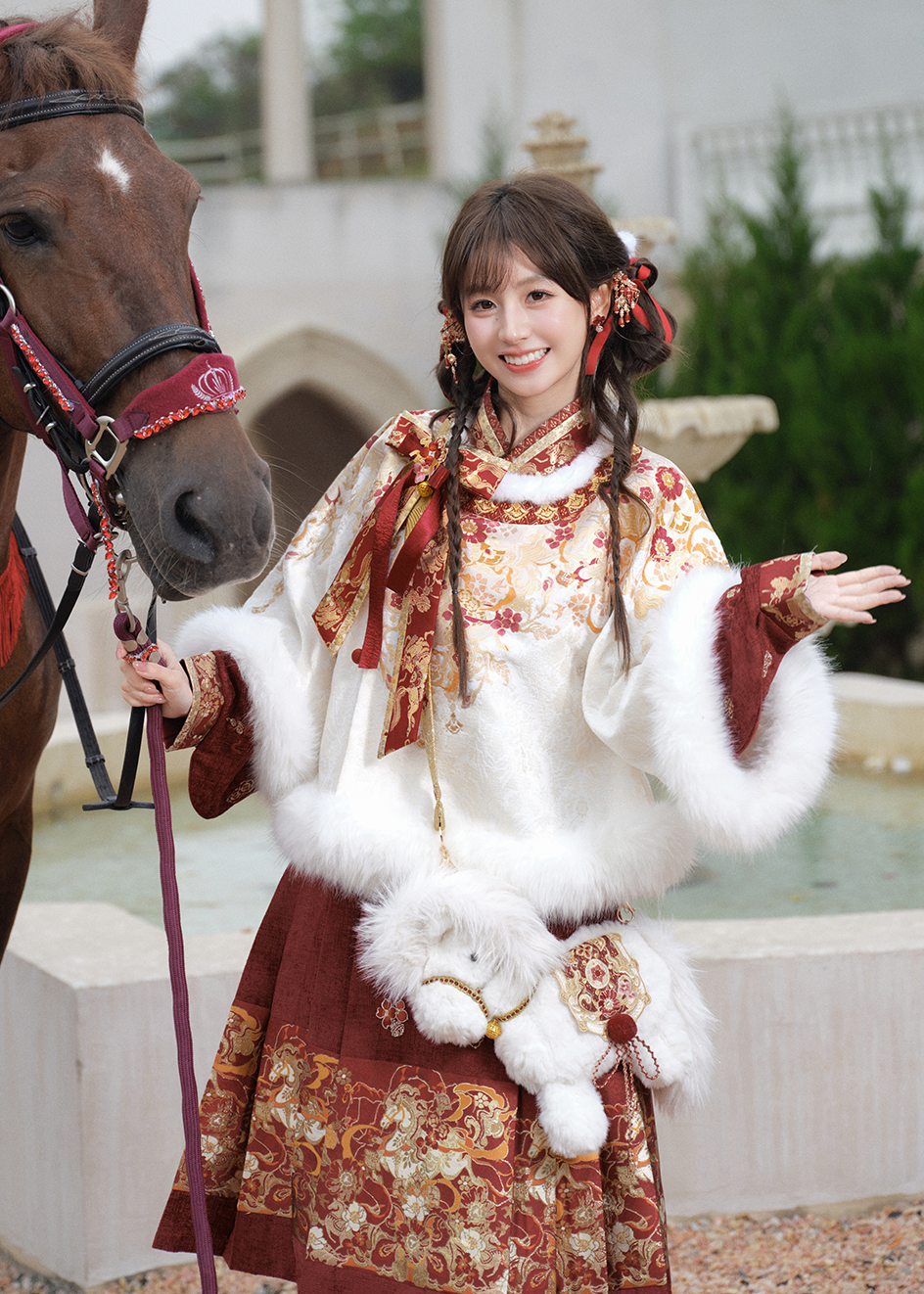 White Horse | 3-Piece 2026 New Year Hanfu (白马嘉岁)