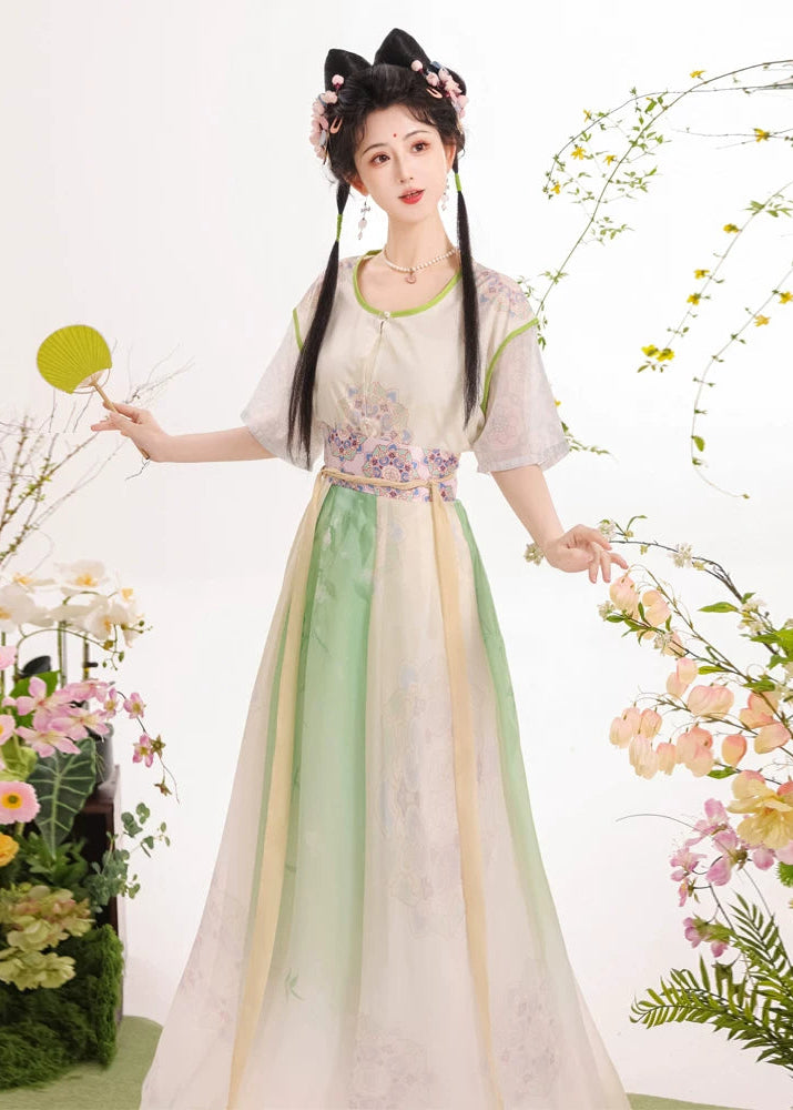 Summer Breeze | 2-Piece Plus Summer Hanfu (知夏)