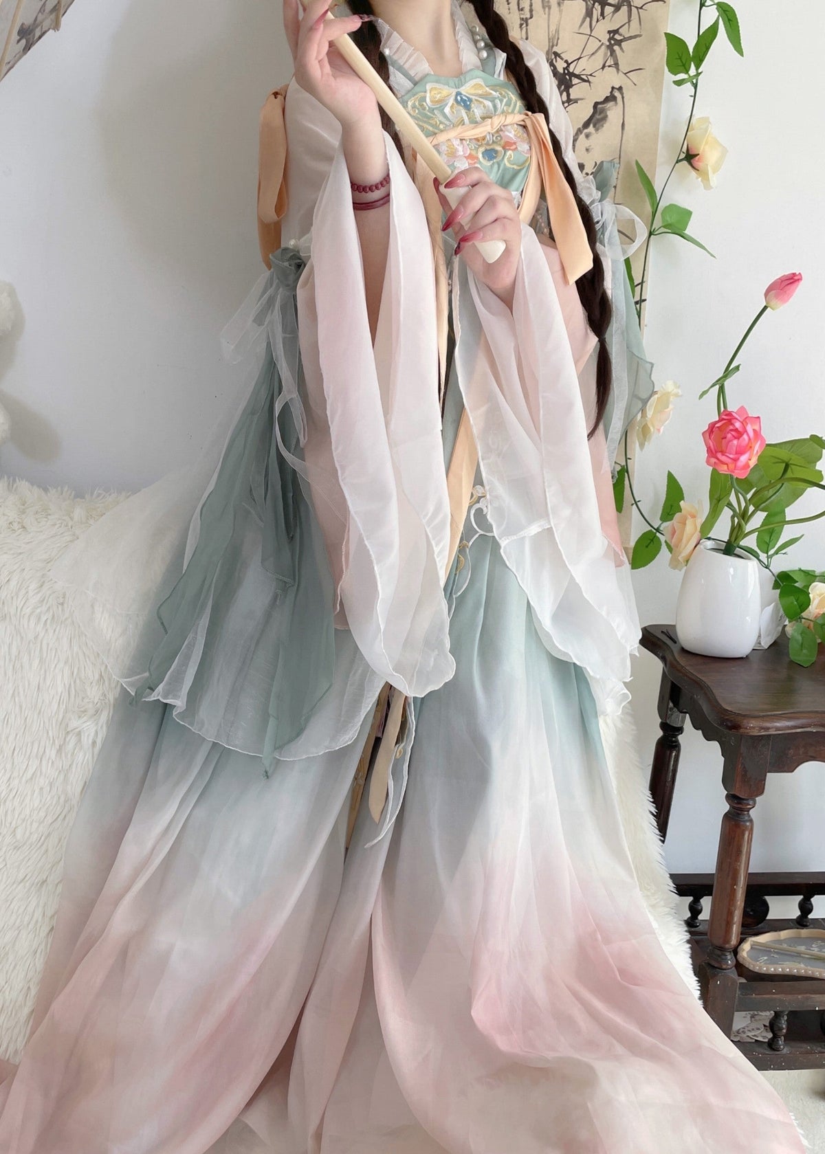 Blushing Rain | 3-Piece Embroidered Plus Hanfu (春晚嫣雨)