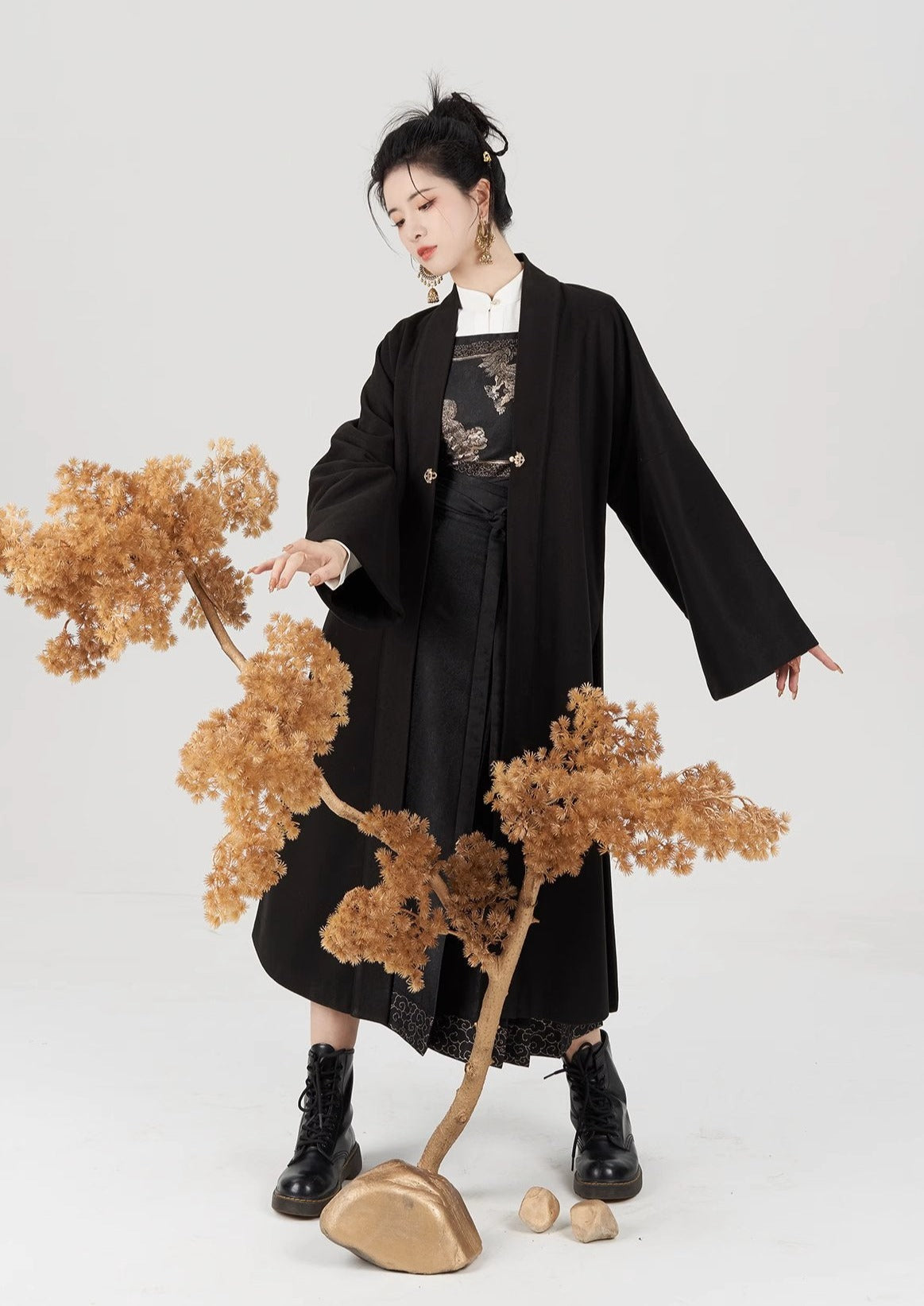 Golden Oriole | Modern 3-Pieces Hanfu (落金乌)