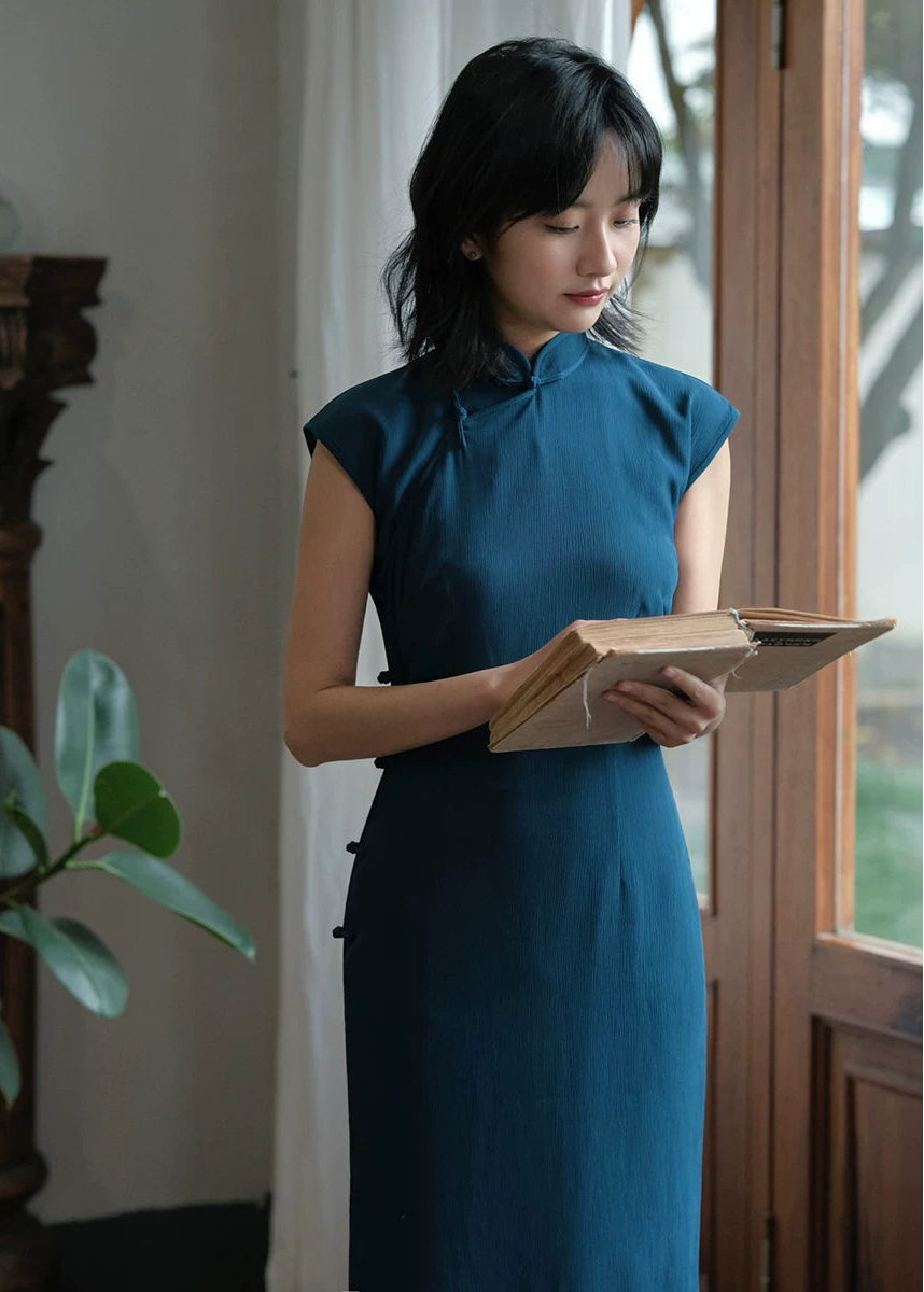 Blueberry | 1930s Hong Kong Style Qipao (蓝莓)