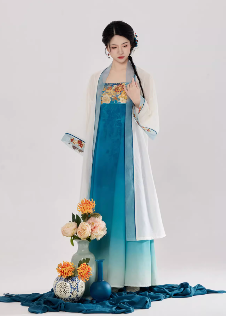 Camellia Parrot | Modern 2-Piece Set (山茶鹦鹉)