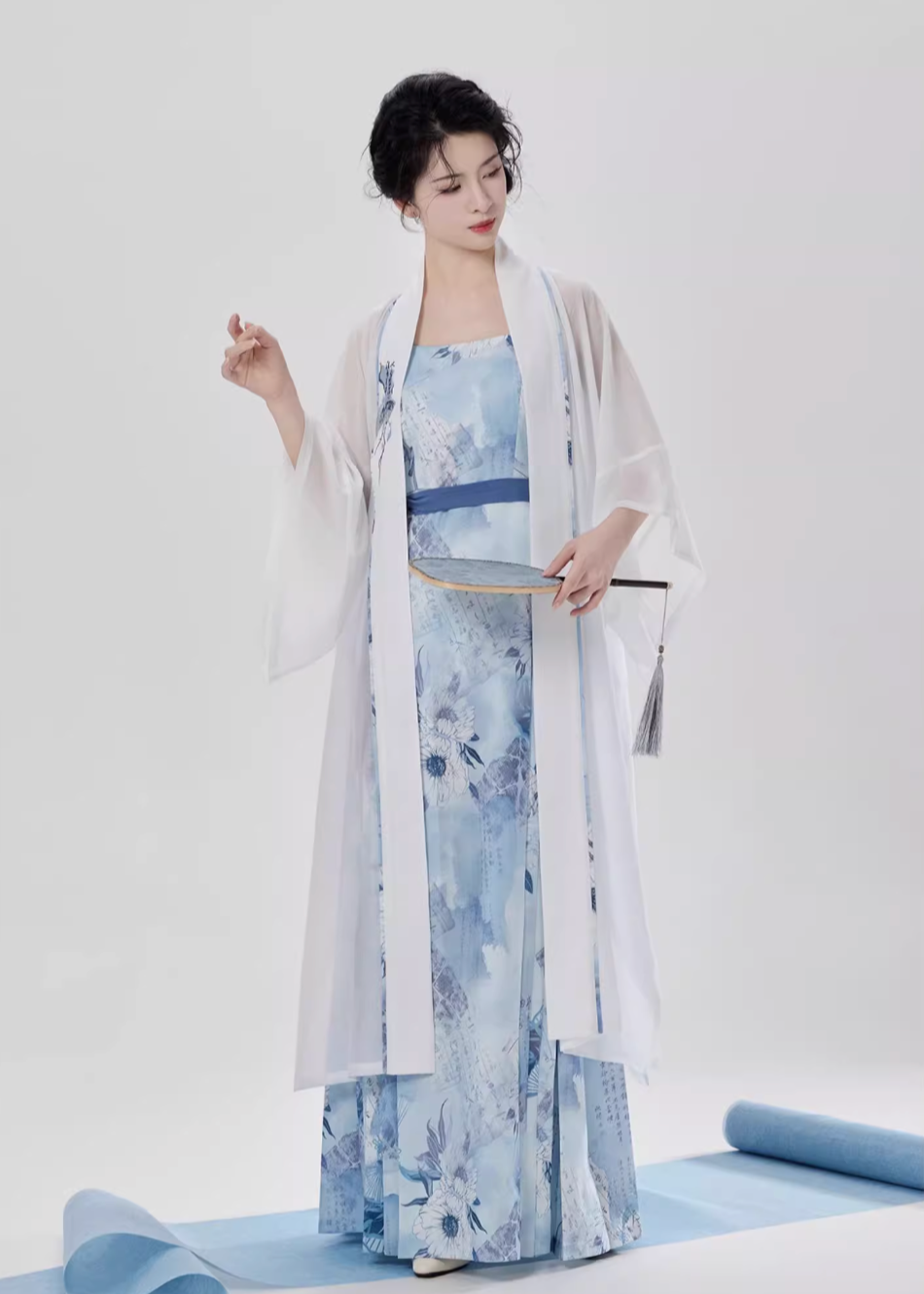 Sunlit Frost | Modern 3-Piece Set (晴霜)