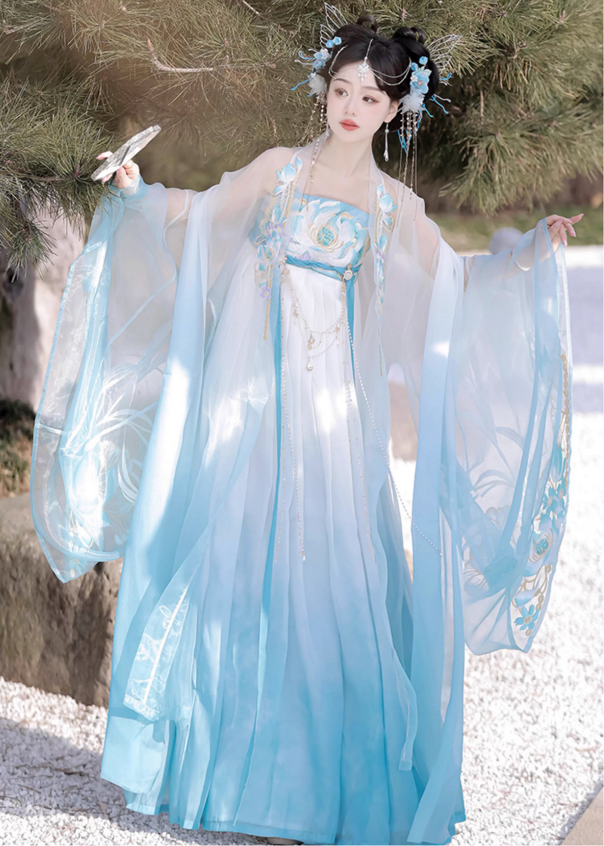 Dream Feather | 3-Piece Embroidered Hanfu (醉芙蓉)