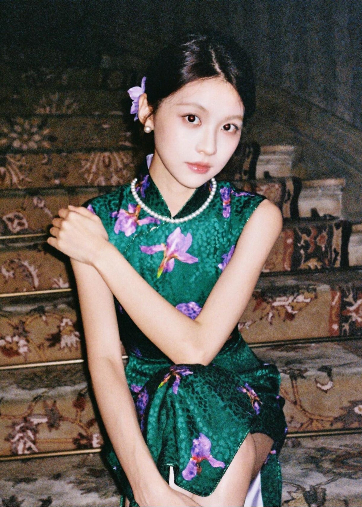 Emerald Irises | High-End Silk Modern Qipao (绿鸢尾)