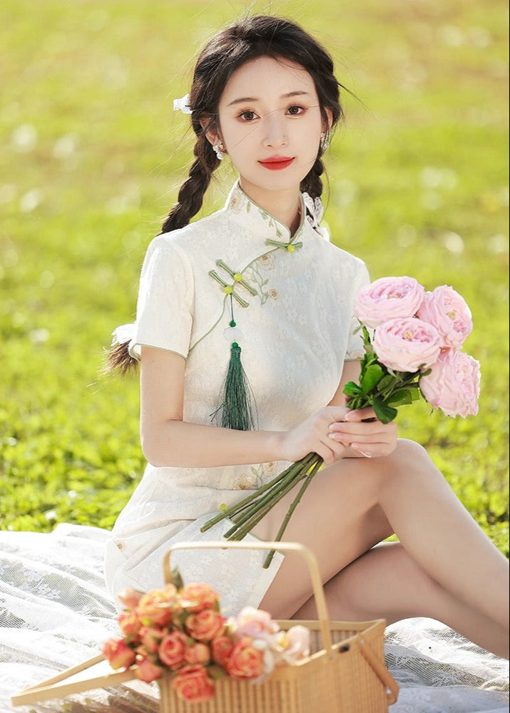White Rose | Embroidered Mini Qipao Dress (白蔷薇)