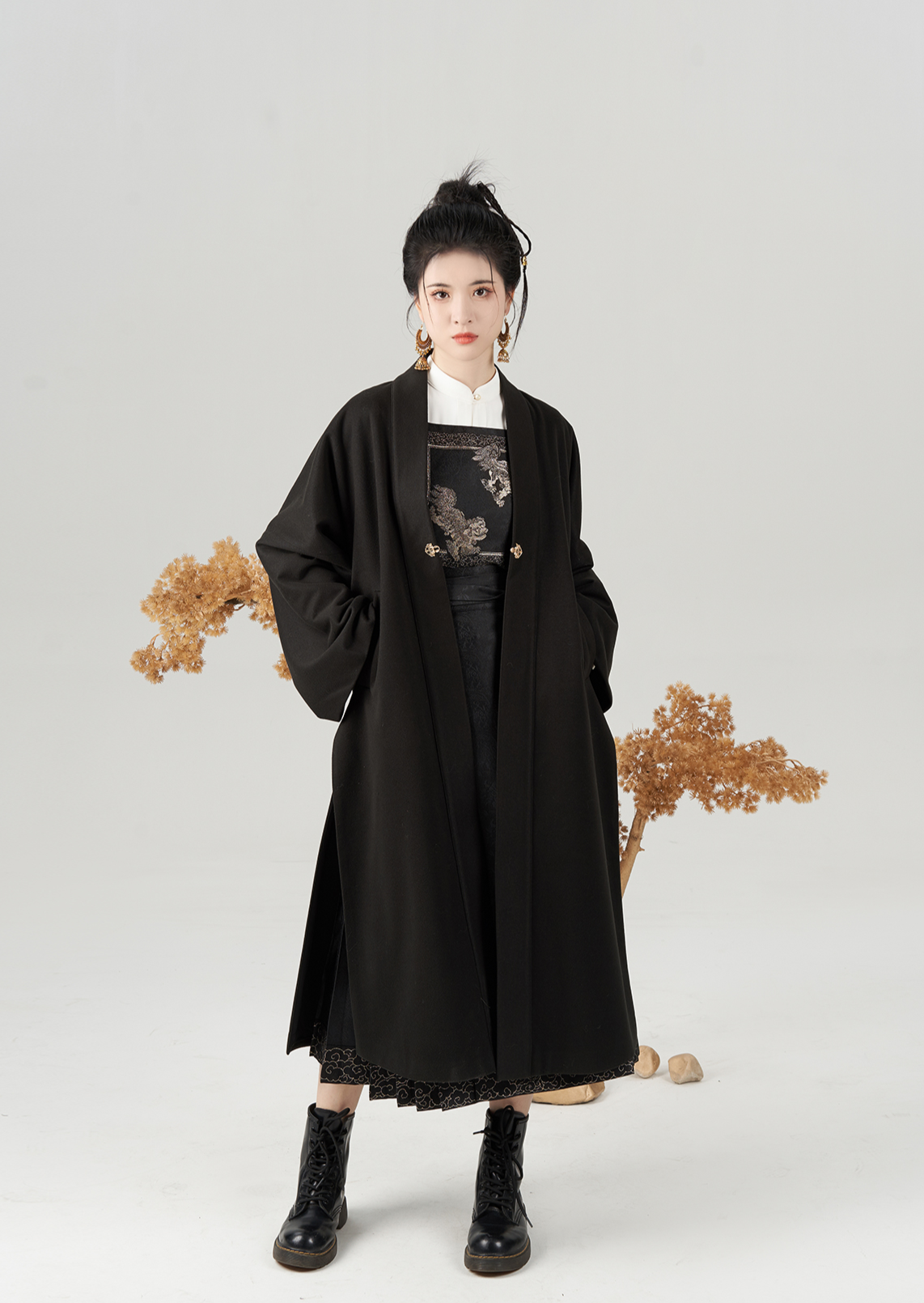 Golden Oriole | Modern 3-Pieces Hanfu (落金乌)