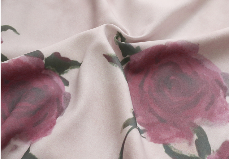 Rosy Romance | Satin Qipao Dress (玫瑰恋曲)