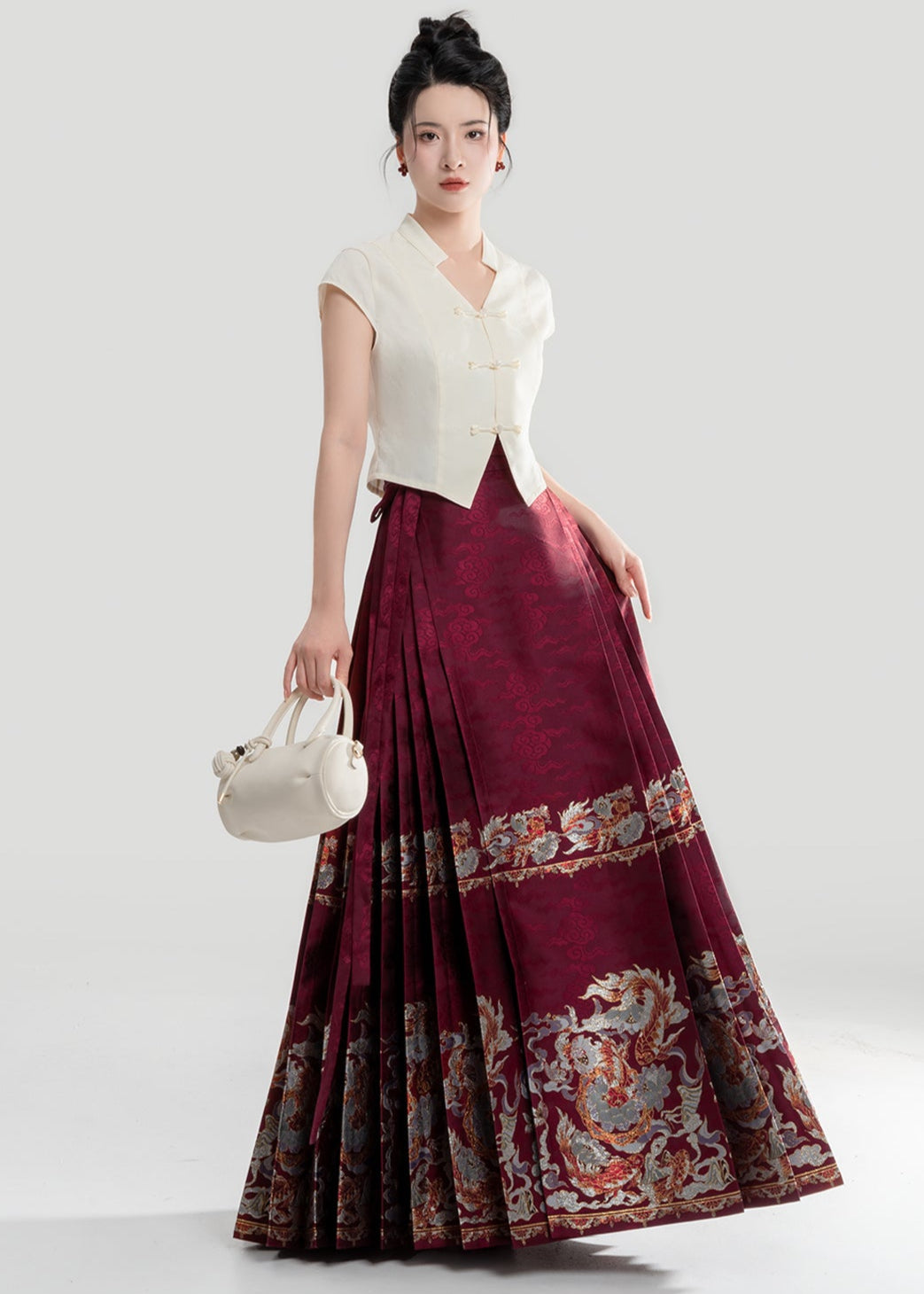 Moon Chant | Modern 2-Piece Ma Mian Skirt Set (吟月)