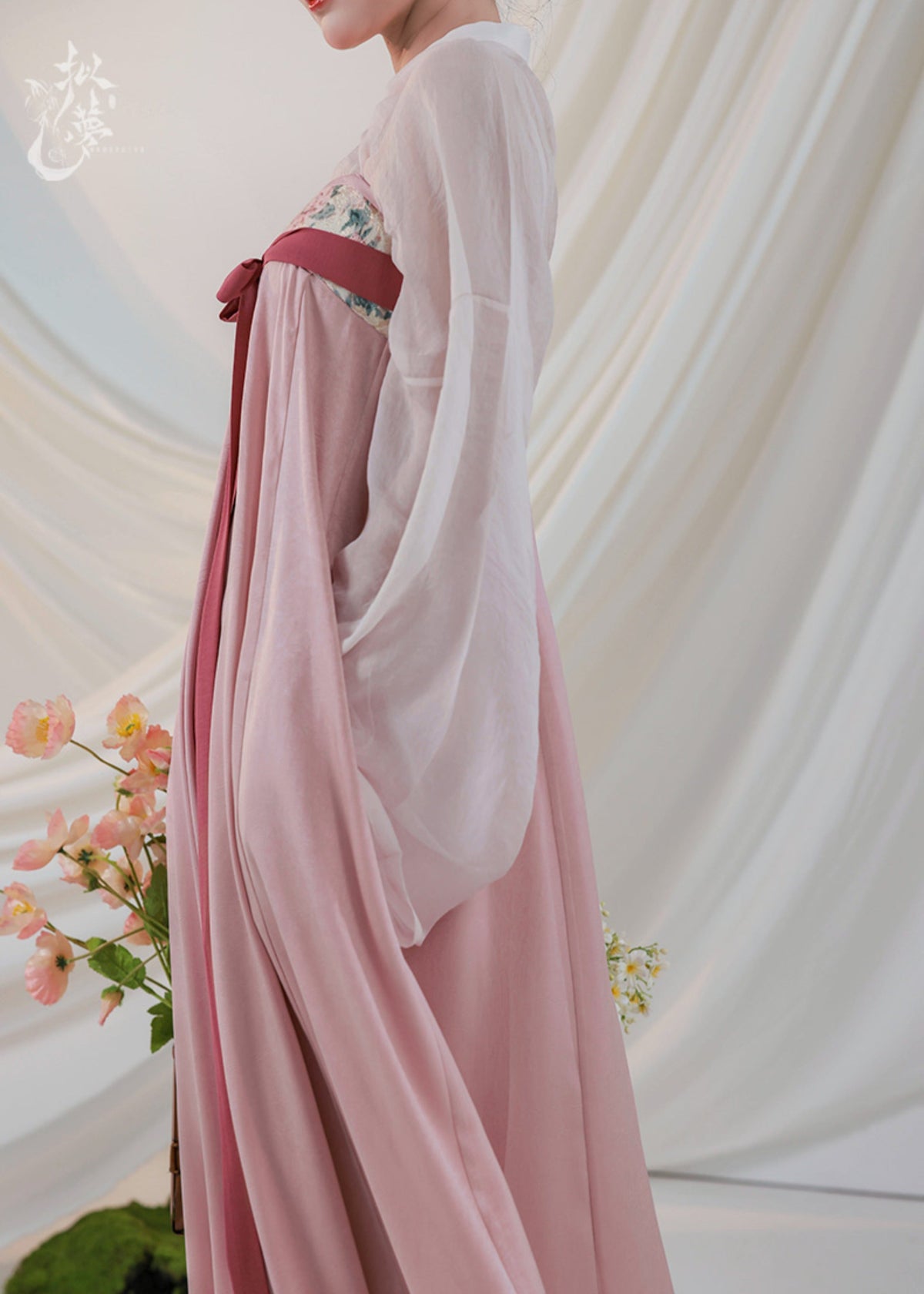 Spring Bloom | 2-Piece Hanfu (满春娇)