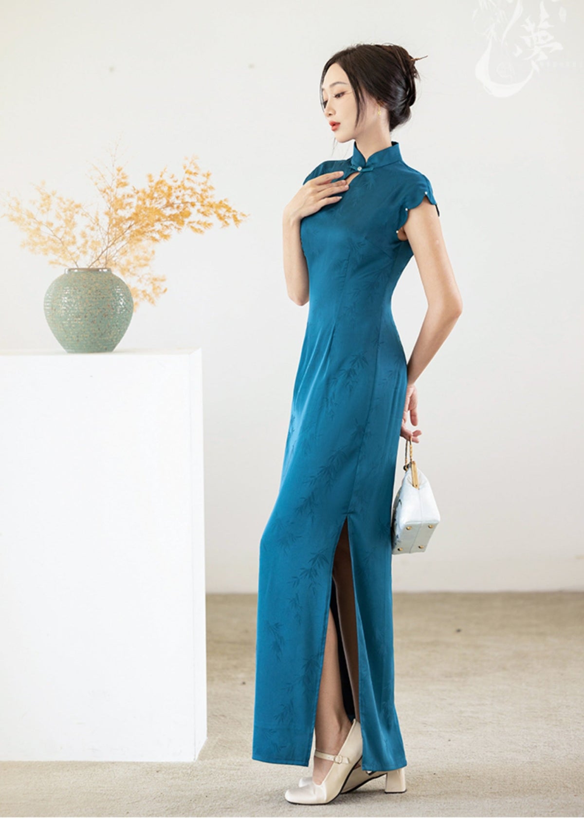 Indigo | Modern Qipao Dress (青黛)