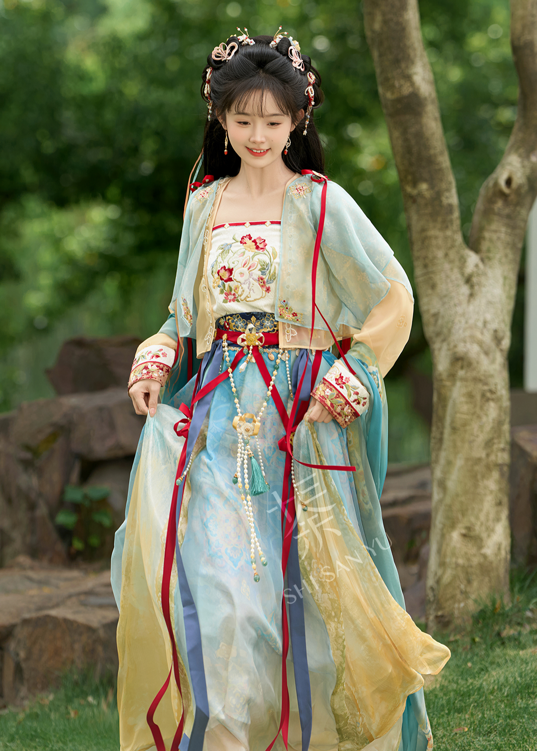 Stellar Words | 6-Piece Love Game in Eastern Fantasy Limited Edition Hanfu (妙言星河)