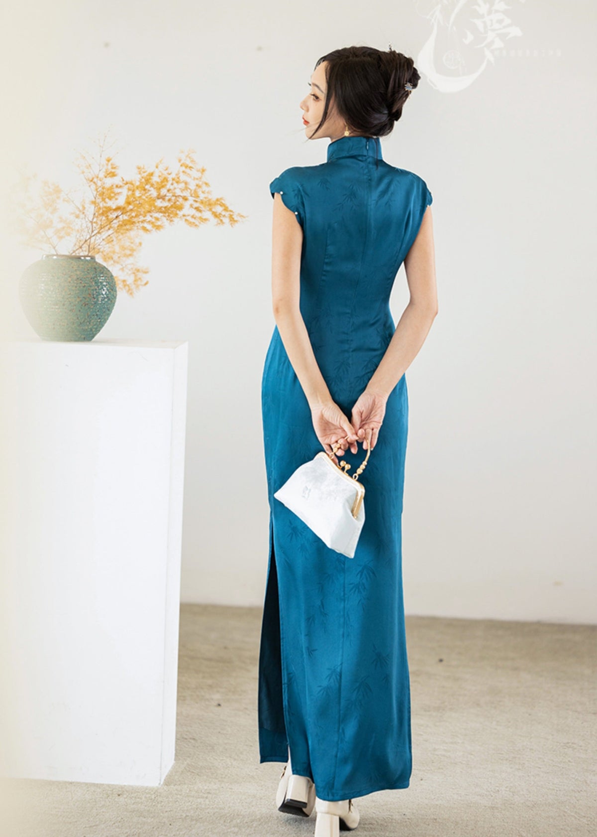Indigo | Modern Qipao Dress (青黛)