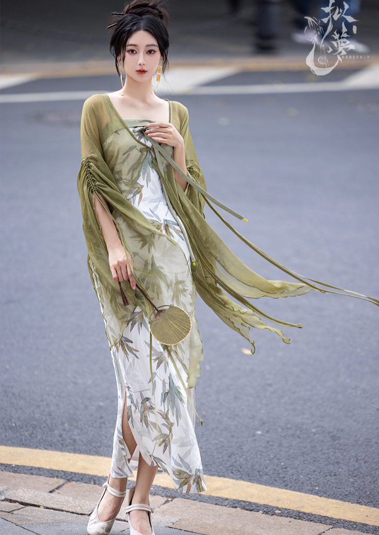 Wind Bamboo | Modern 2-Pieces Hanfu Set (风间竹)