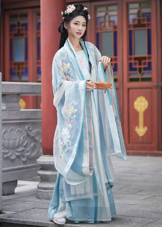 Aleteo floreciente | Hanfu bordado de 4 piezas más (蝶恋花海)