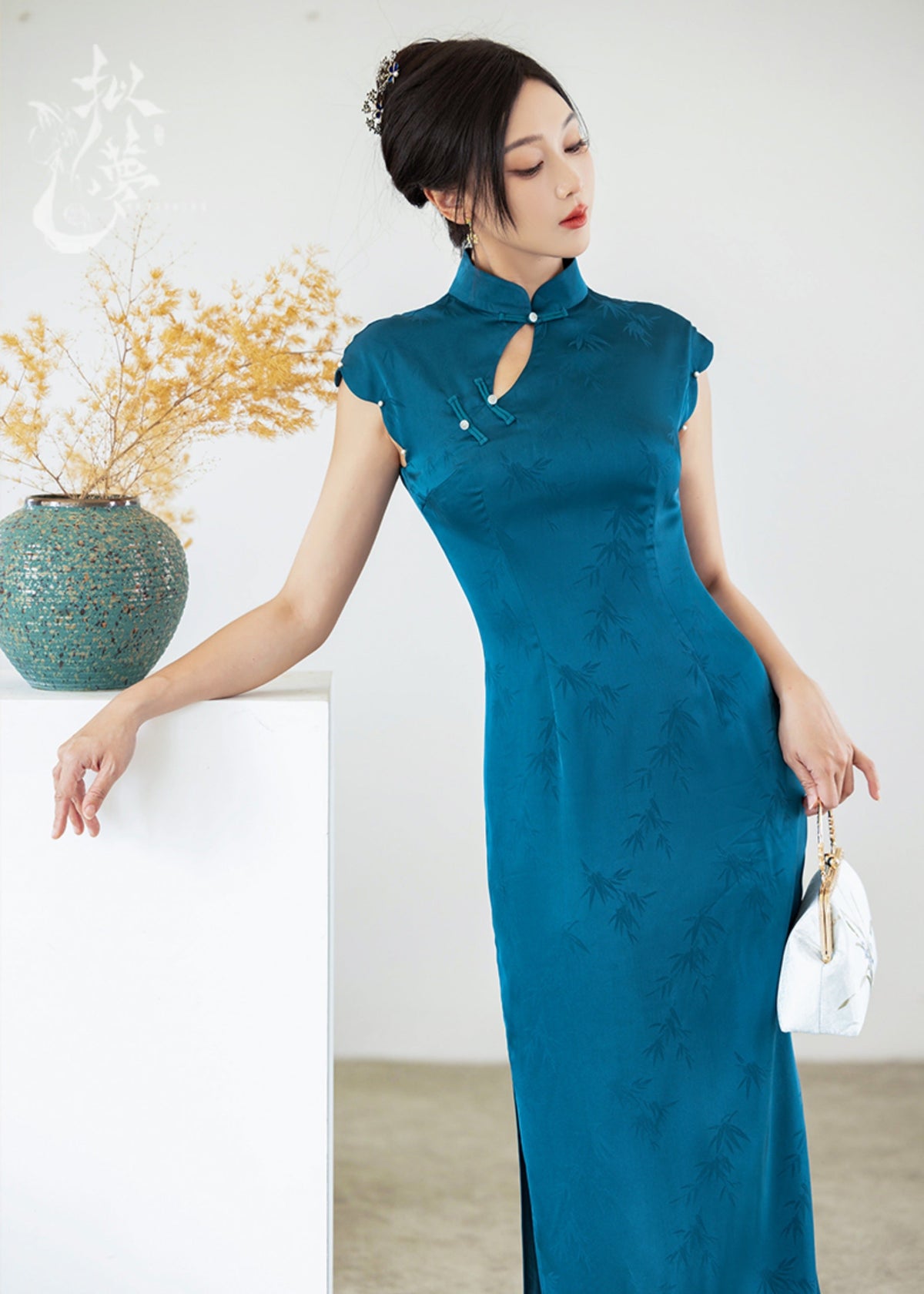 Indigo | Modern Qipao Dress (青黛)