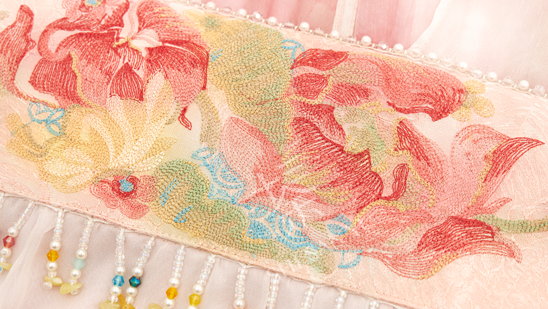 Peach Bunny | 2- Pieces Love Game in Eastern Fantasy Limited Edition Hanfu (桃颜兔兔)