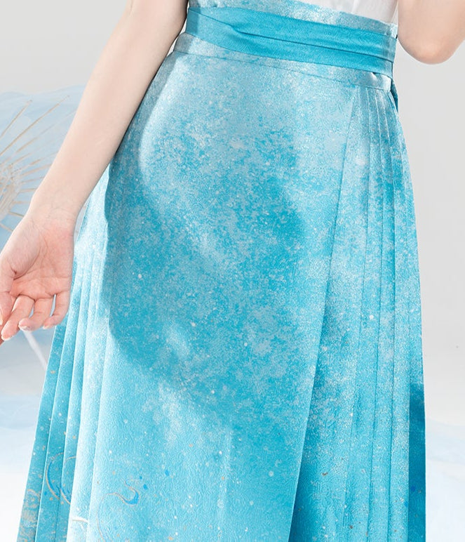 Elemental Water | Modern 2-Piece Ma Mian Skirt Set (五行水)