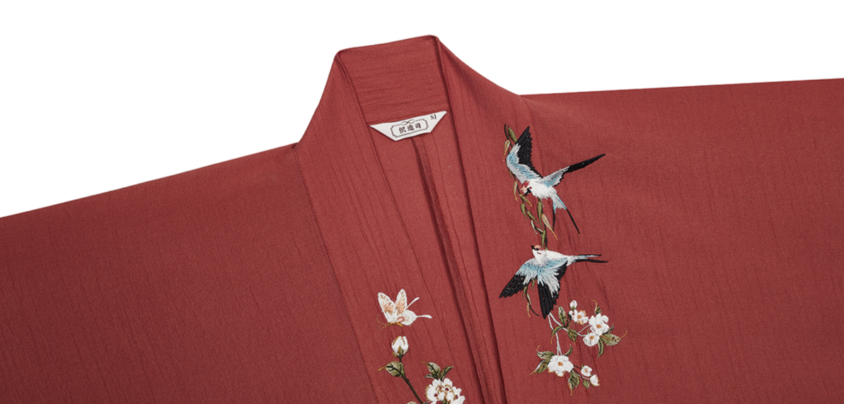 Early Spring Swallows | Modern 3-Pieces Set (阳春初燕)