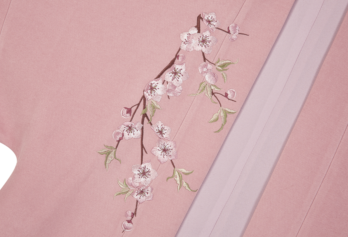 Snow Awaits Spring | Modern 3-Pieces Set (蕴雪待春)