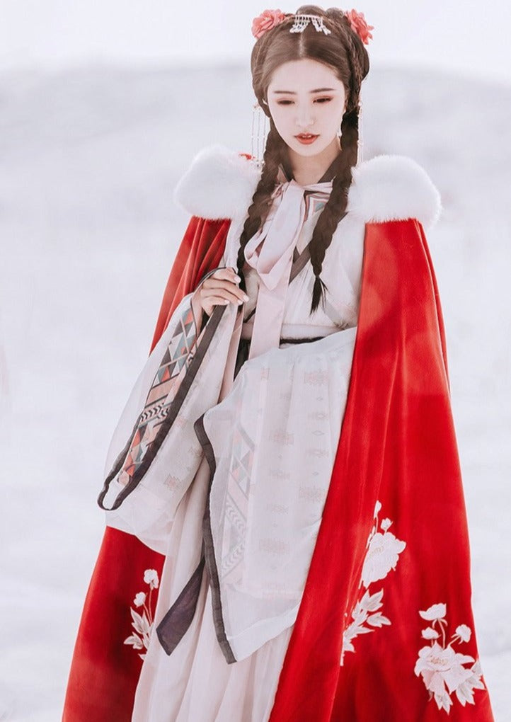 Snowie | Red Fur Hanfu Cape (SnwRed)