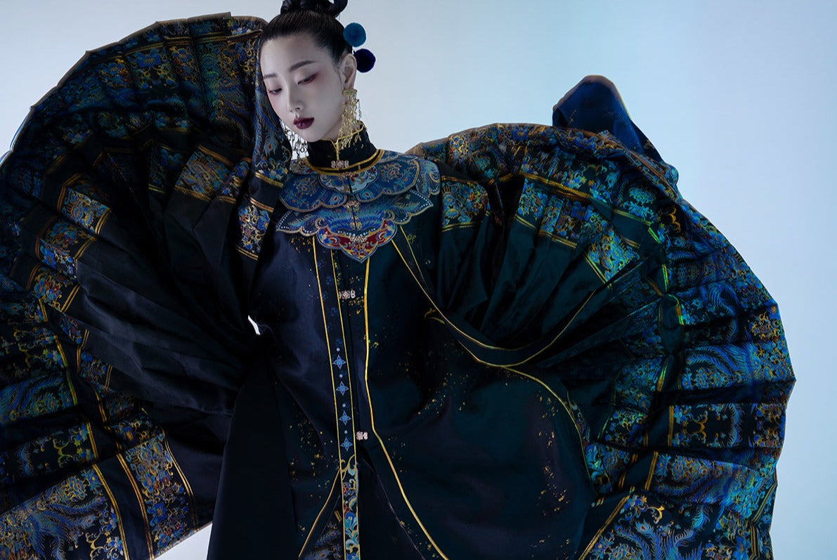 Pink Jade | 6-Piece Graduation Hanfu Gown (粉翠流丹)