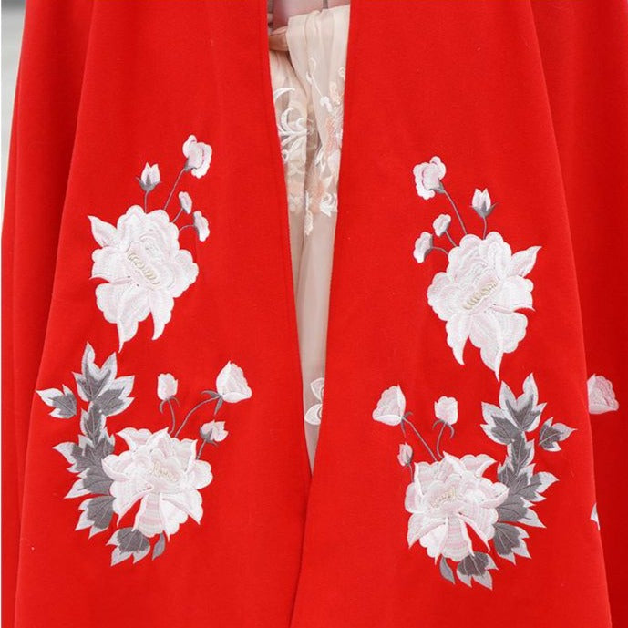 Snowie | Red Fur Hanfu Cape (SnwRed)