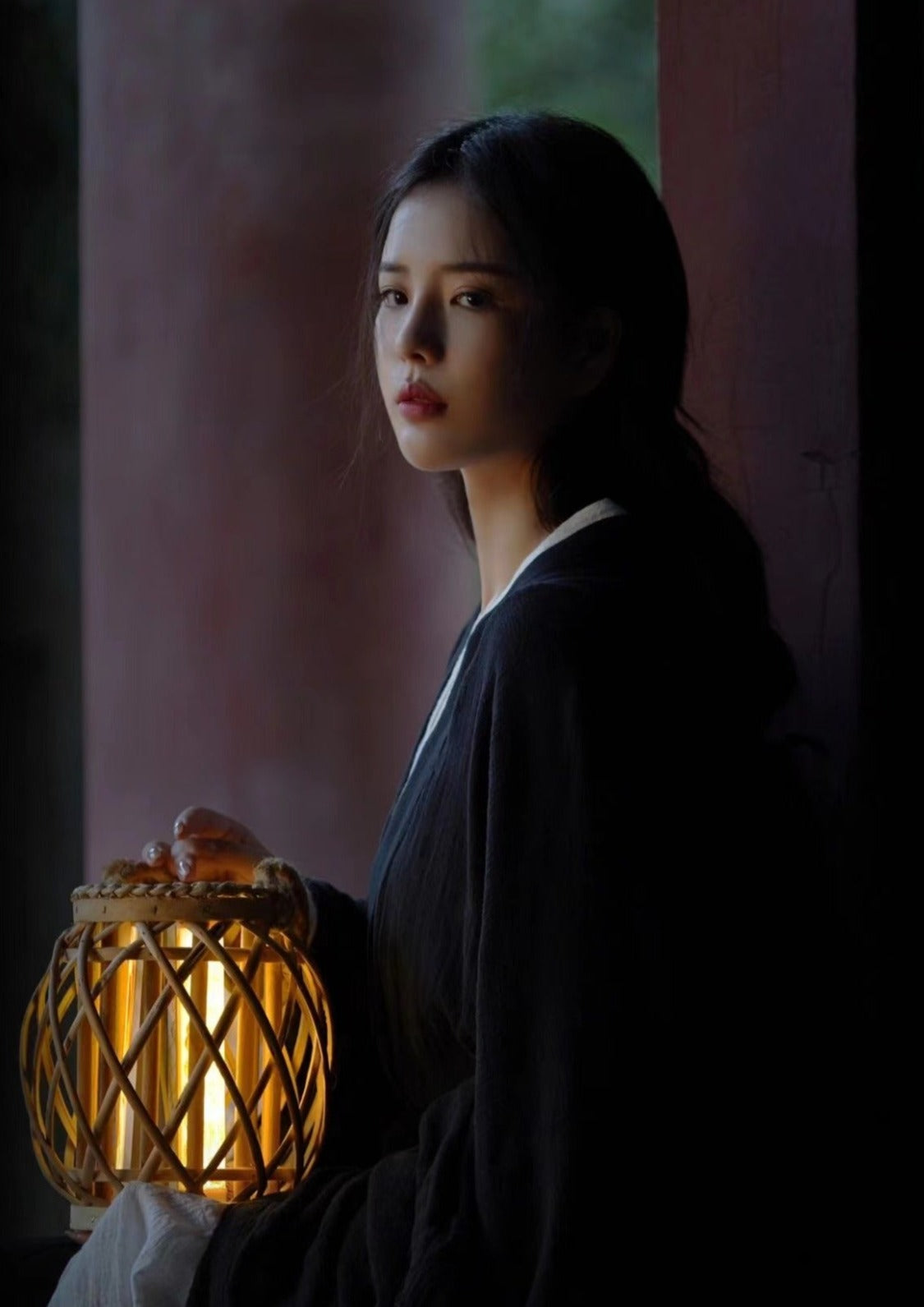 Missing Heart | Han Dynasty Linen Hanfu (戚戚忧思深)