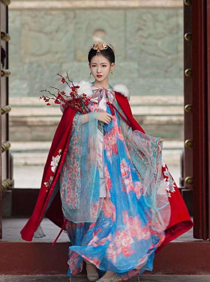 Snowie | White fur Hanfu Cape (雪色)