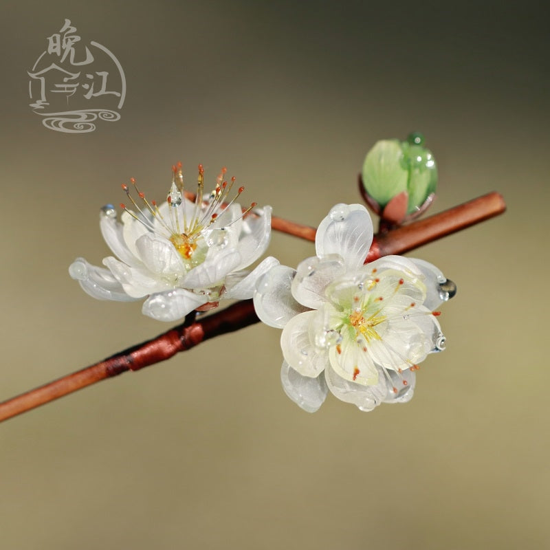 Plum | 1 Pc White Hairpin (青梅)