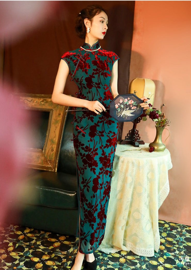 Meiling | Navy Velvet Qipao (夜上海)