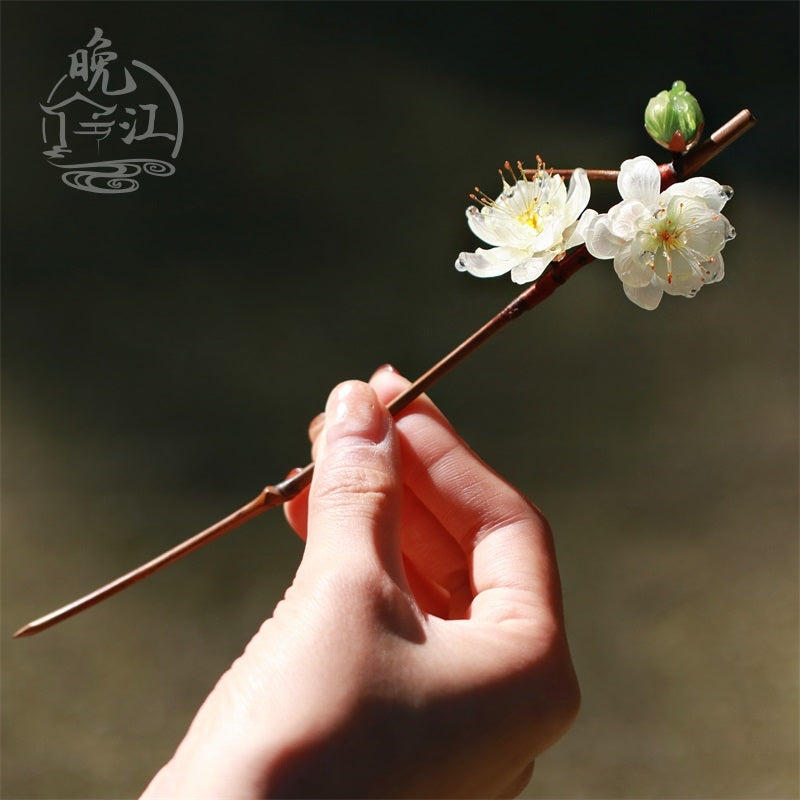 Plum | 1 Pc White Hairpin (青梅)