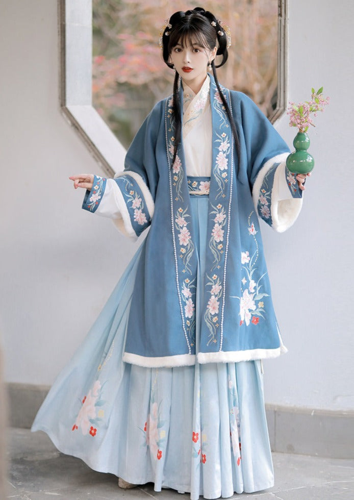 High End Chinese Qing Dynasty Womens Hanfu Dress Traditional Old