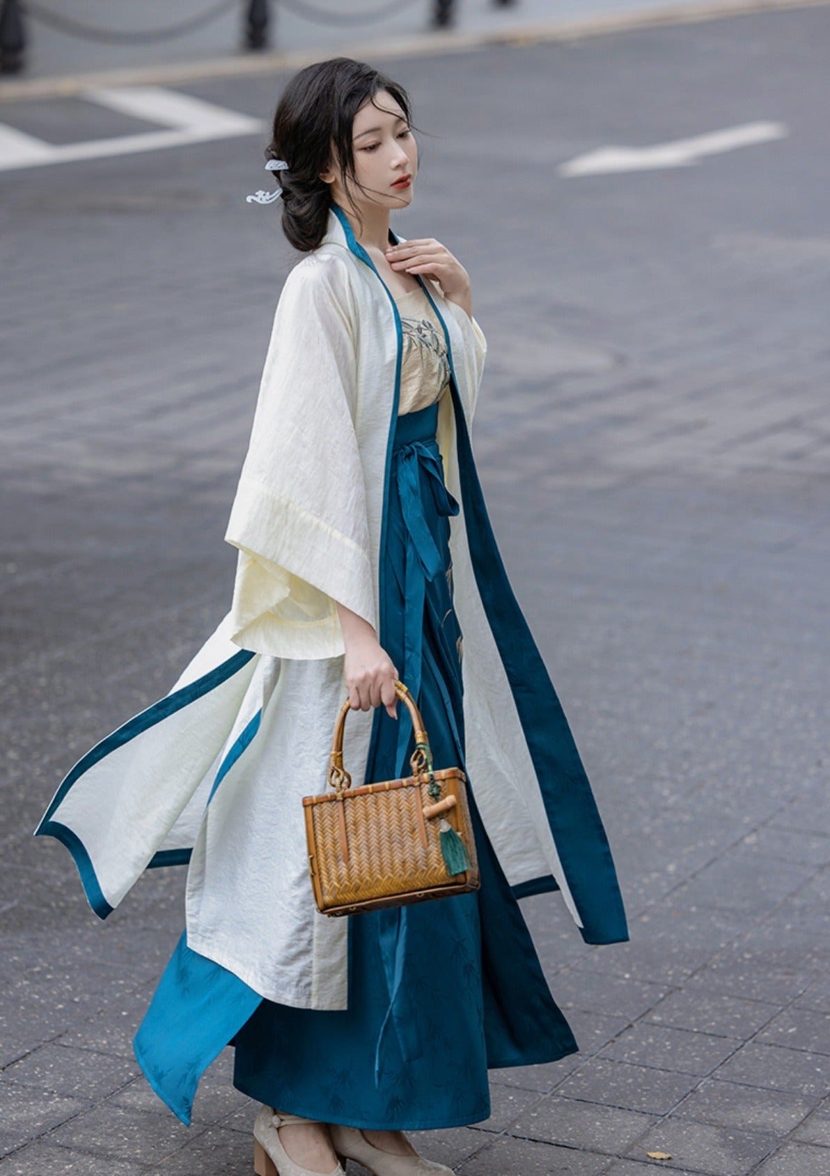 Whispering Bamboo | Modern 3-Pieces Hanfu (竹语)