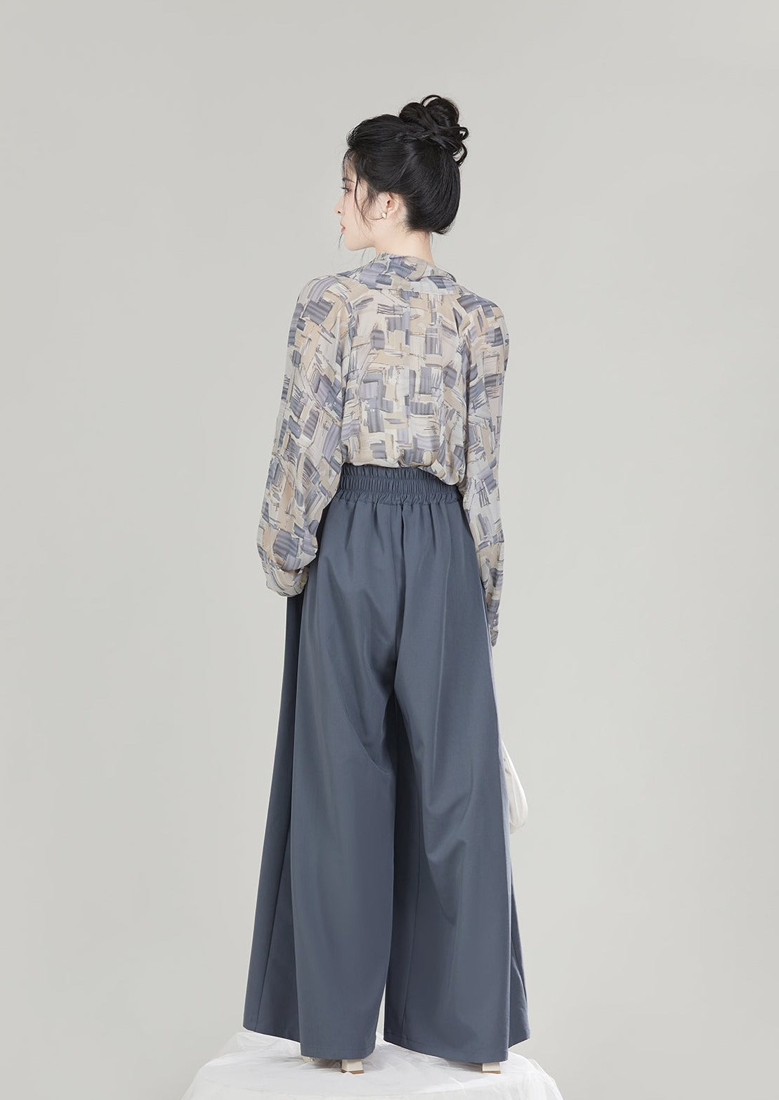Summer Path | Modern Blue / Beige Hanfu (阡陌)