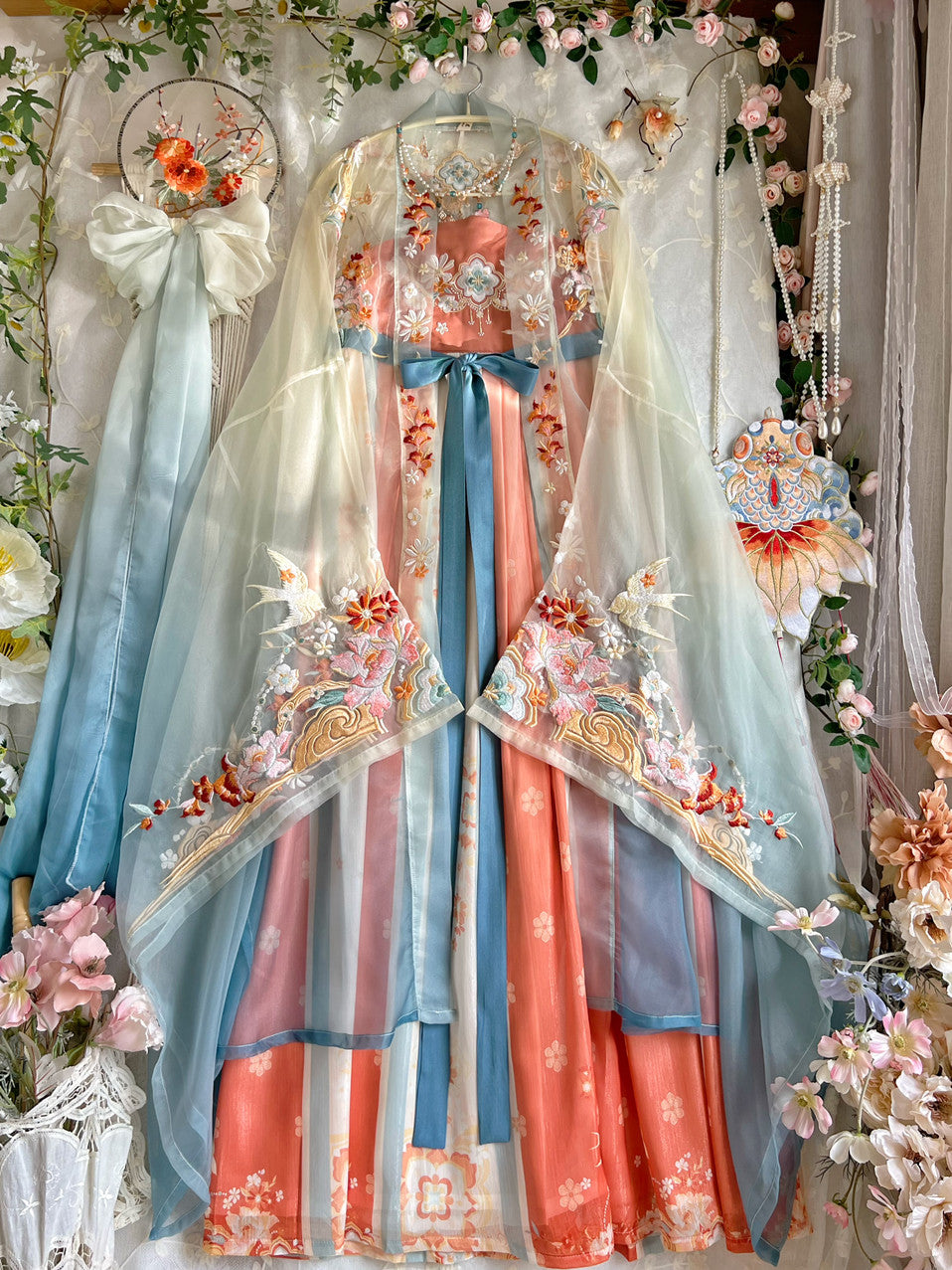 Mountain Dream | Tang Hanfu Dress (山海如梦)