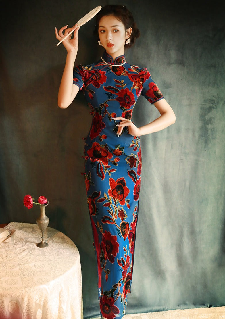 Camellia | Vintage Velvet Qipao (蓝山茶)