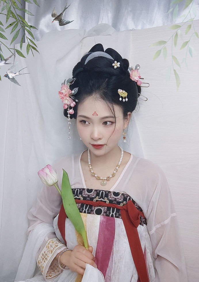 Aroma Spirit | Handmade Red Flower Hairpiece (浓香)