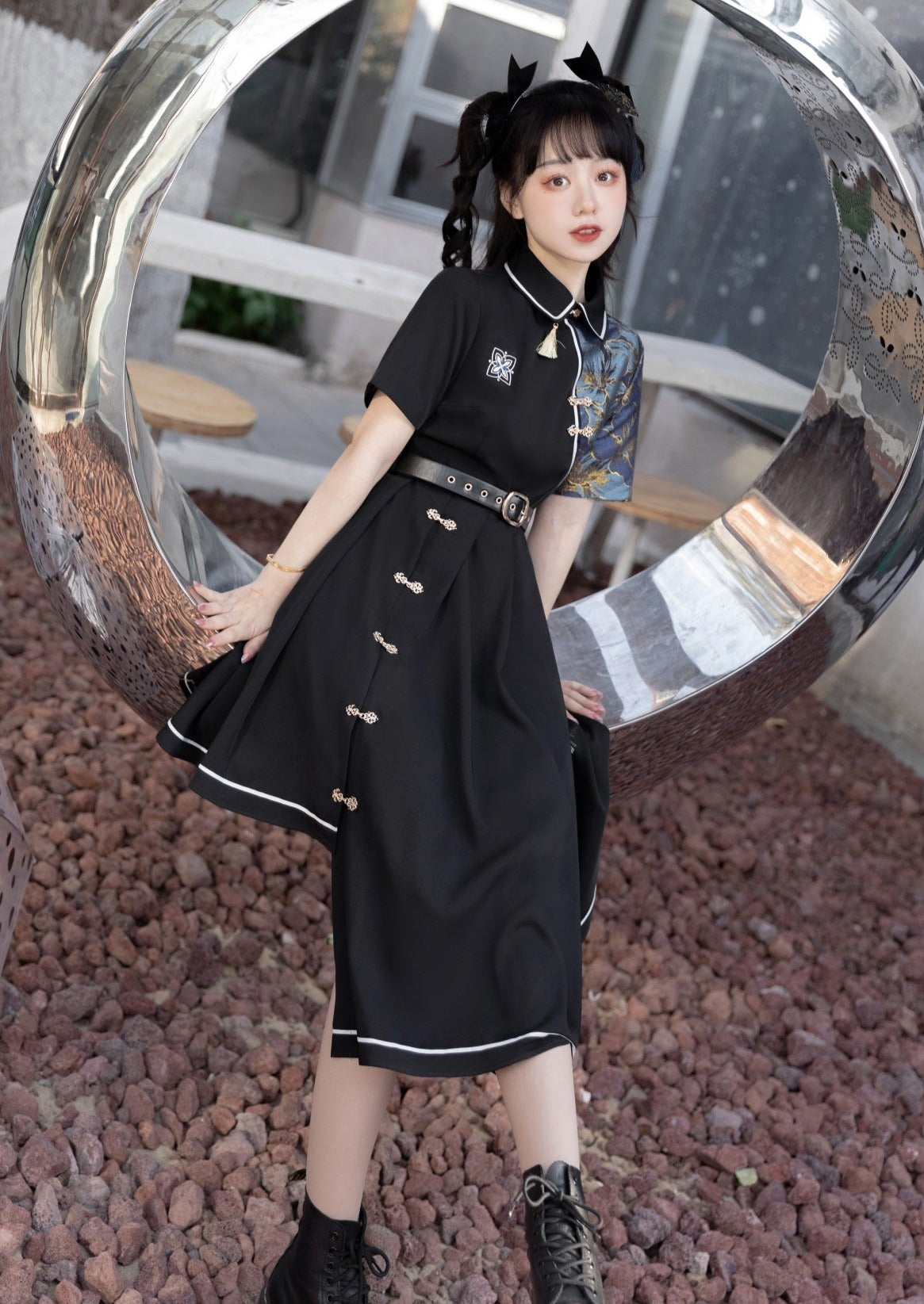 City That Never Sleeps | Modern Black Lolita Chinese Hanfu (不夜城)