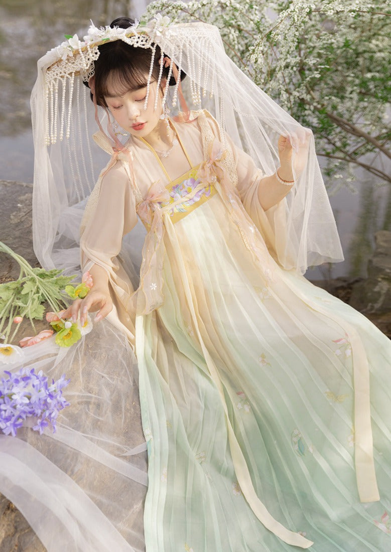 Summer Encounter | Green Hanfu Dress (又见夏)