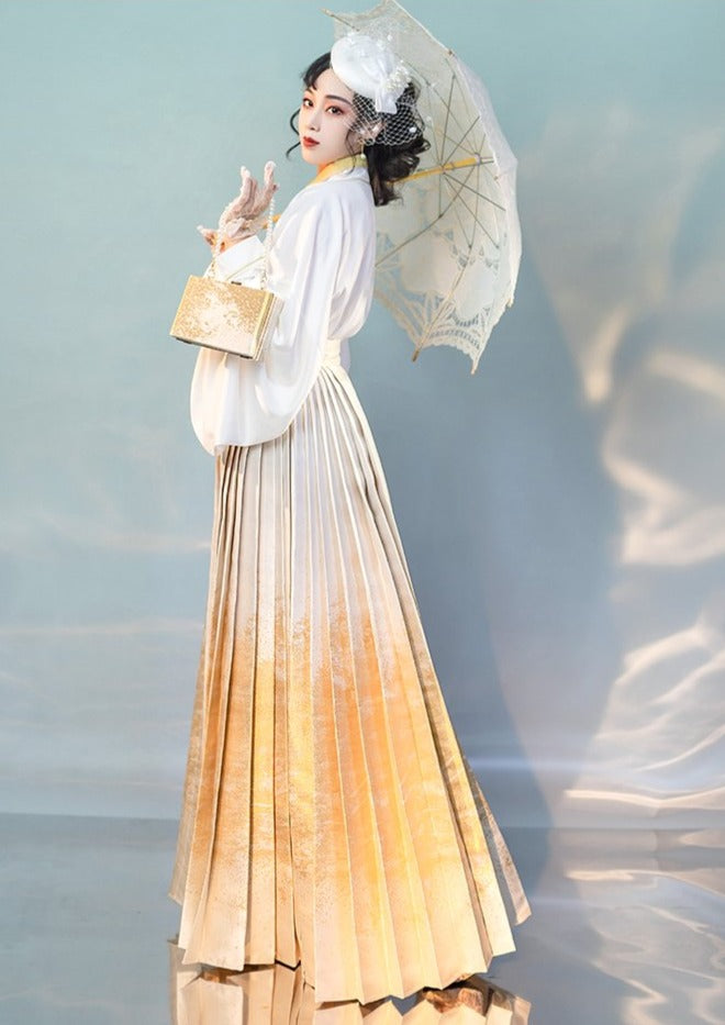 Moon River | Modern Silver Ma Mian Skirt (月生春江)