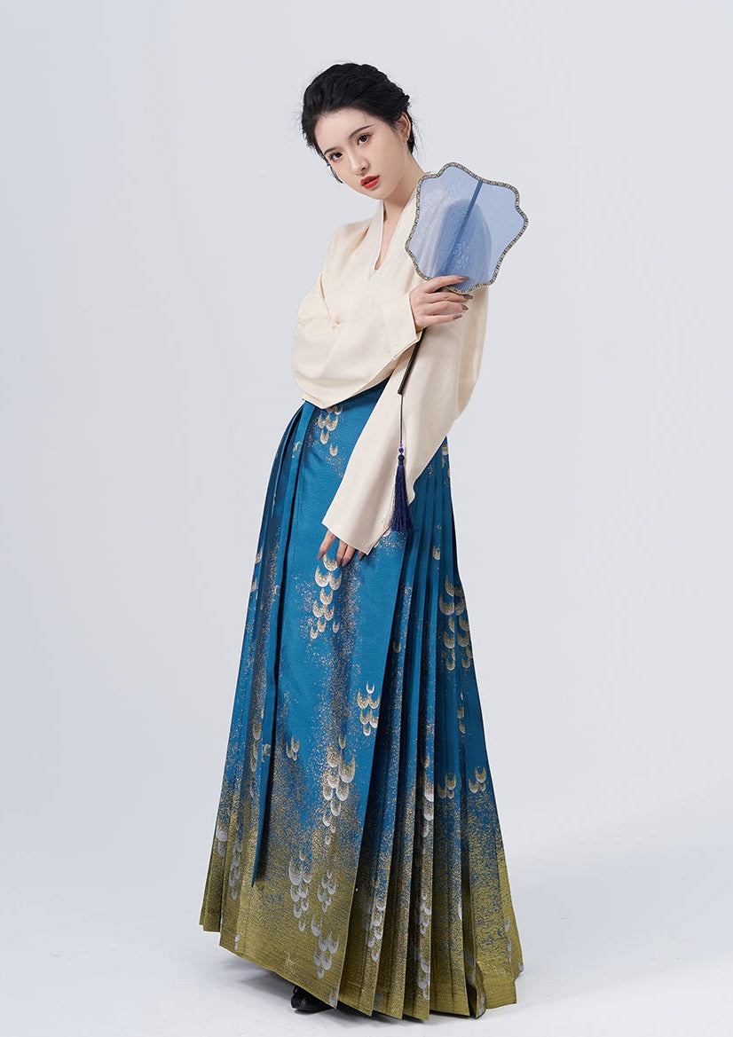 Ocean Scales | Modern Ma Mian Skirt (天鳞鳞)