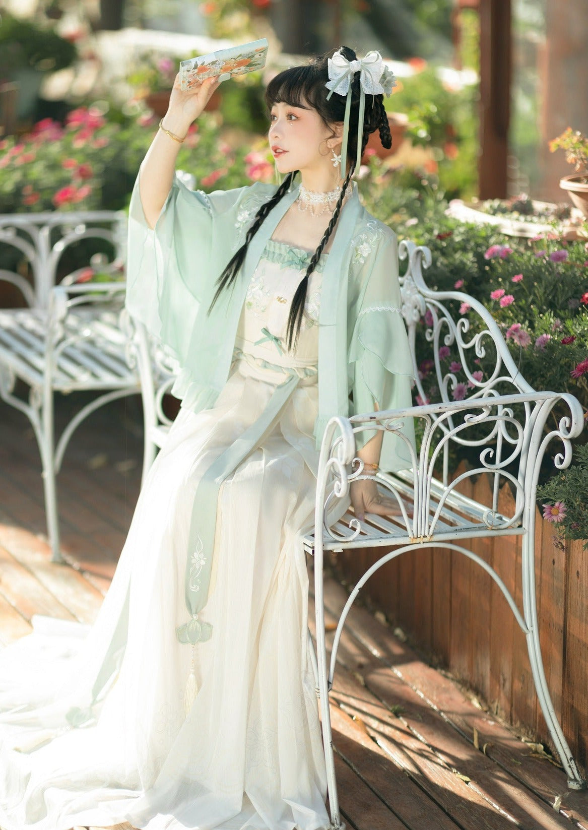 Night Camellia | Green Summer Hanfu Dress (晚山茶)