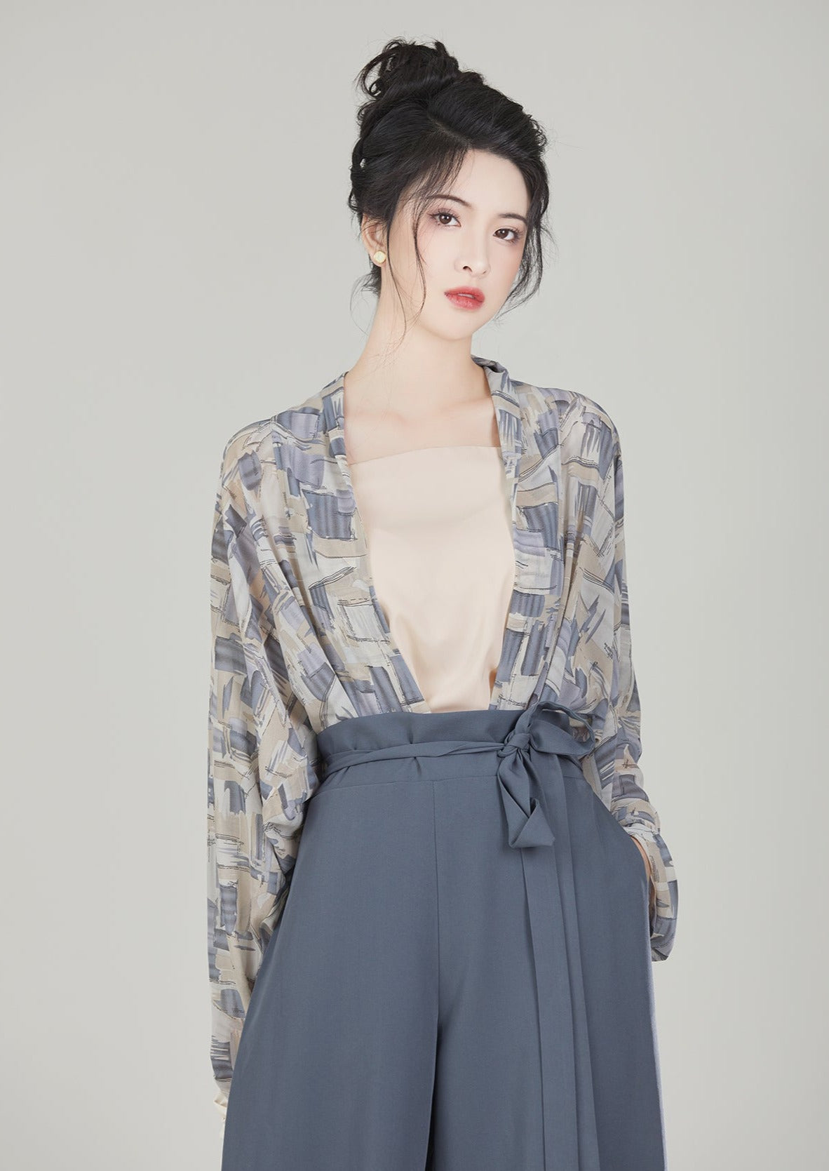 Summer Path | Modern Blue / Beige Hanfu (阡陌)